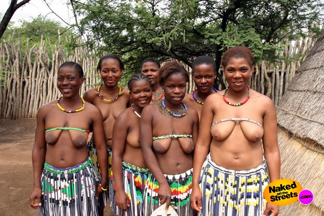 African women naked