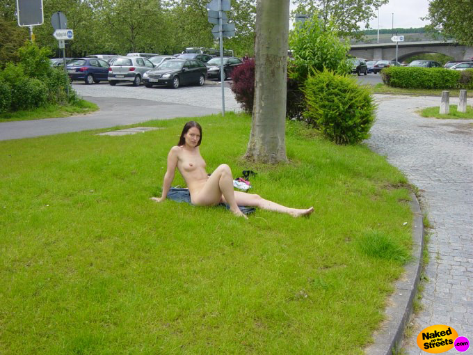 Hot young college slut flashes her body in a suburb