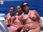 Crazy mother posing nude with daughthers