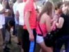 Teen girl grinding strangers dick at concert
