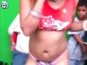 Dominican skank dances naked in front of crowd