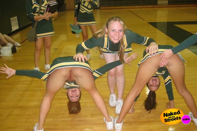 Sexy cheerleaders