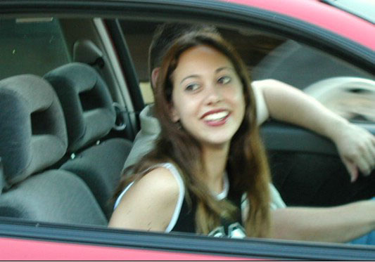 Horny amateur bitch in a car flashing tits and ass