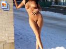 Sexy German girl posing fully nude on a snowy car park (Galleries)